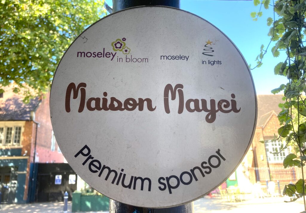 Maison Mayci - sponsor plaque